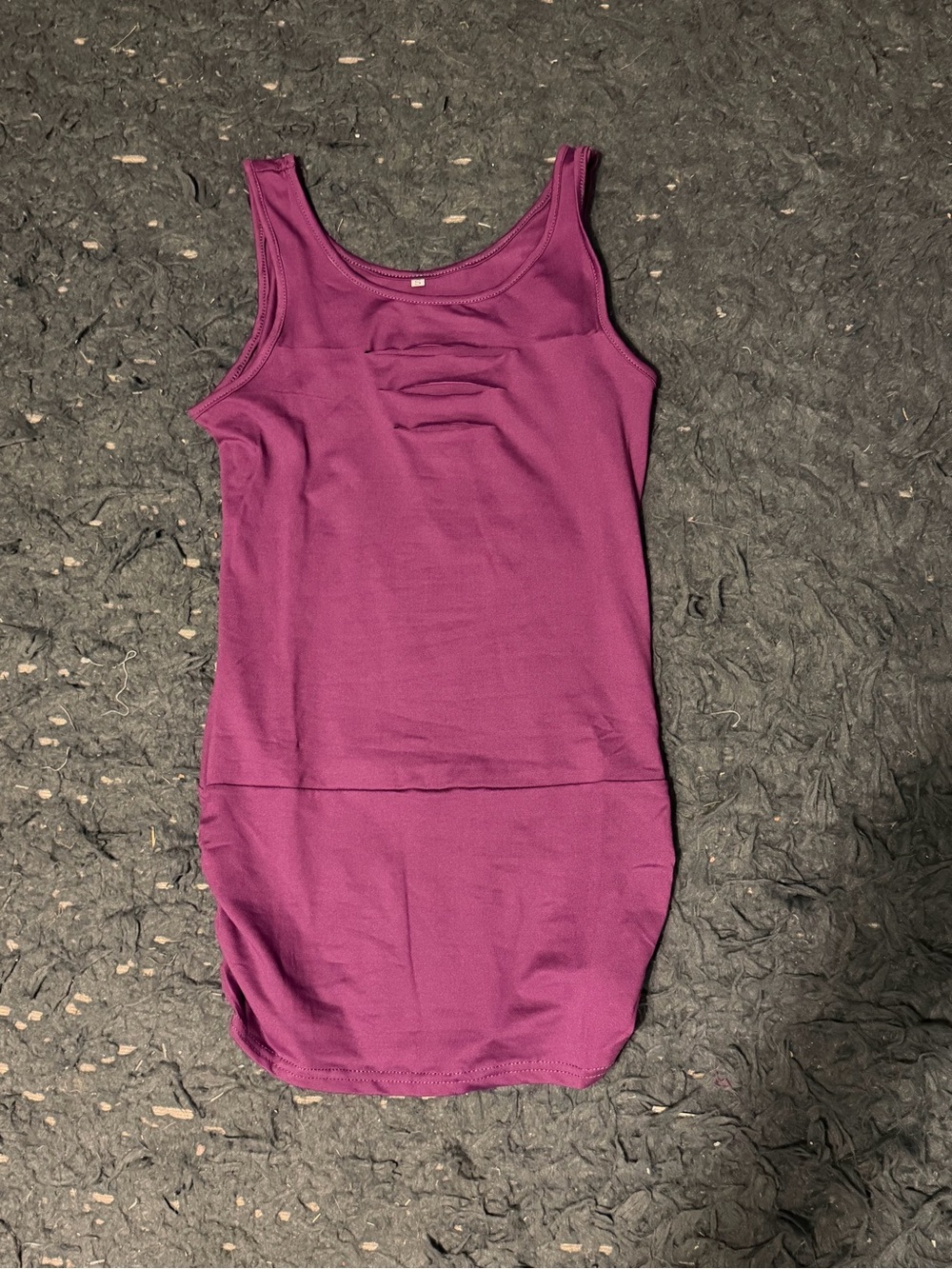NWOT Women’s shirt with slits from Tik tok shop size small